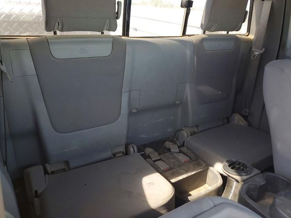 2015 TOYOTA TACOMA Delux Grade