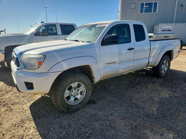 2015 TOYOTA TACOMA