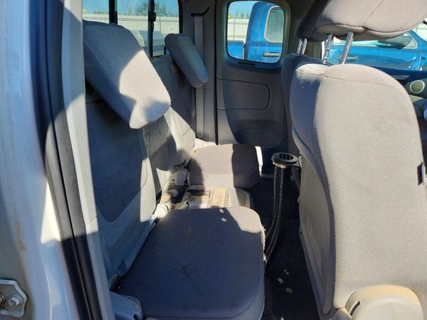 2015 TOYOTA TACOMA Delux Grade
