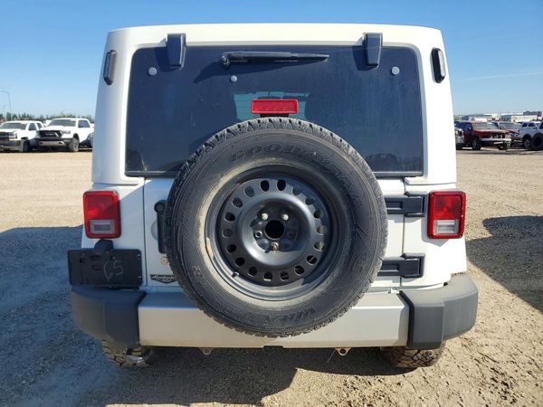 2014 JEEP WRANGLER Sahara
