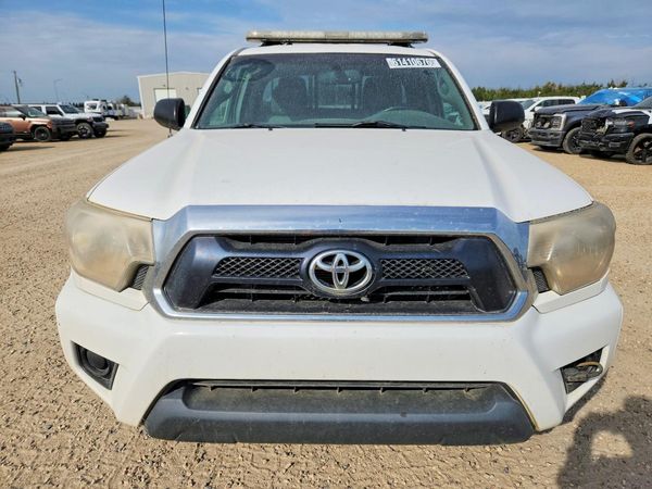 2015 TOYOTA TACOMA Delux Grade