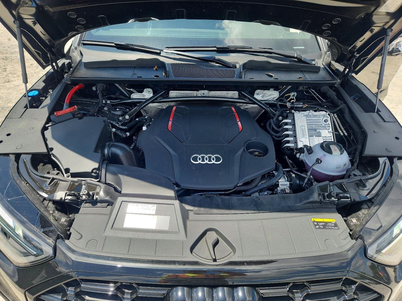 2025 AUDI SQ5 quattro Premium Plus