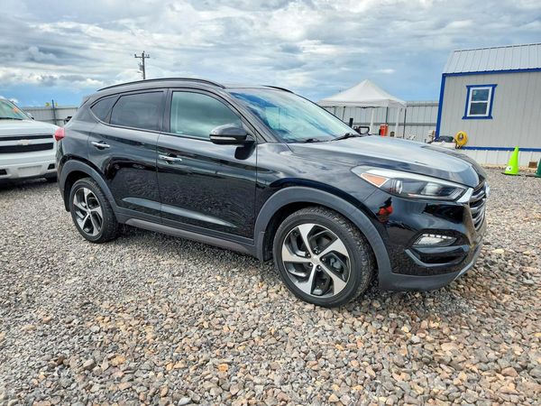 2016 HYUNDAI TUCSON