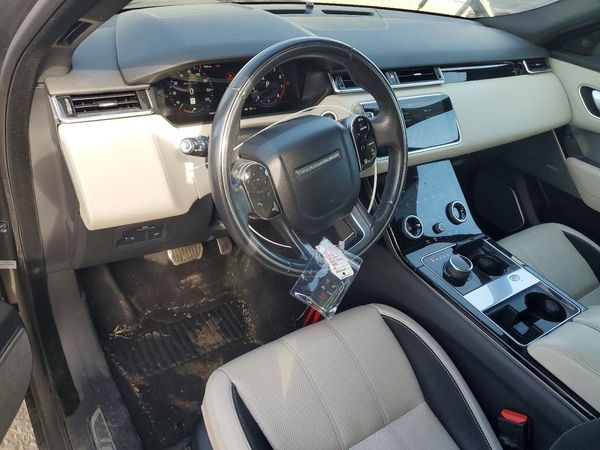 2018 LAND ROVER RANGE ROVER VELAR R-Dynamic SE