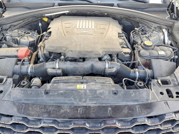 2018 LAND ROVER RANGE ROVER VELAR R-Dynamic SE