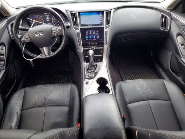 2015 INFINITI Q50