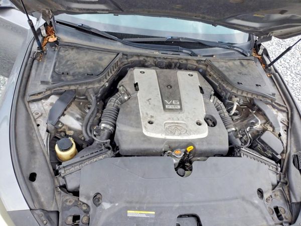 2015 INFINITI Q50