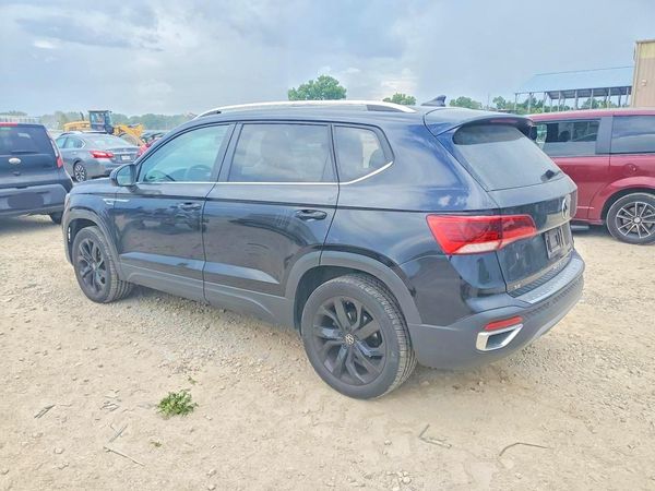 2022 VOLKSWAGEN TAOS SE