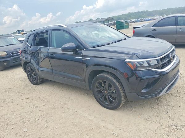 2022 VOLKSWAGEN TAOS SE