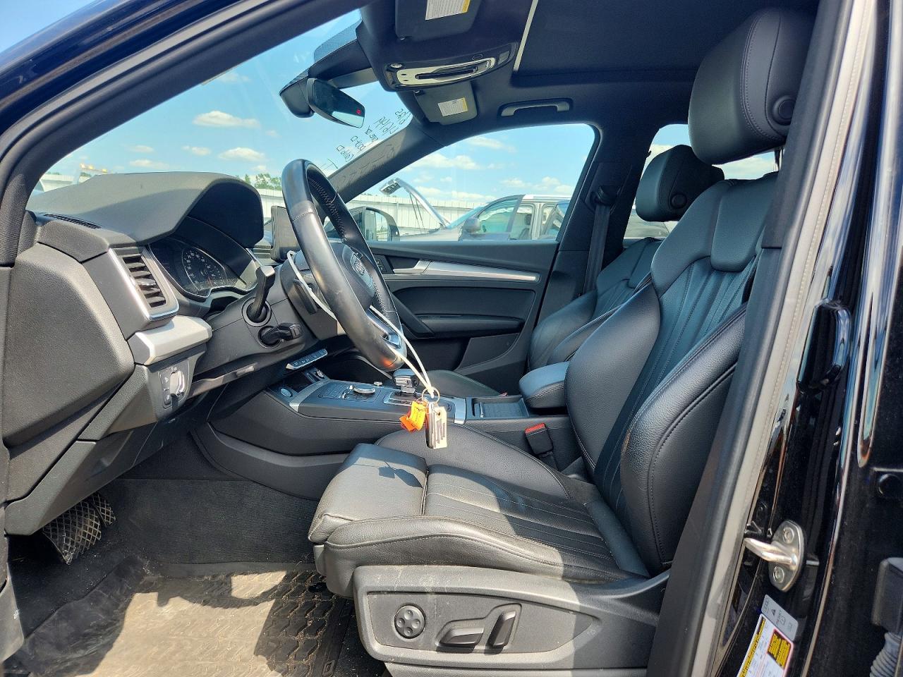 2020 AUDI Q5 quattro Premium