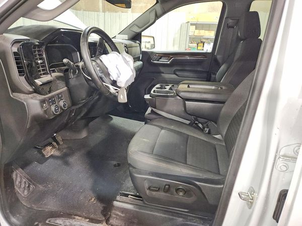 2024 CHEVROLET SILVERADO LT