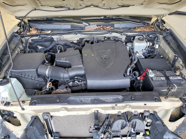 2020 TOYOTA TACOMA SR5