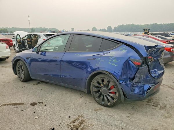 2022 TESLA MODEL Y