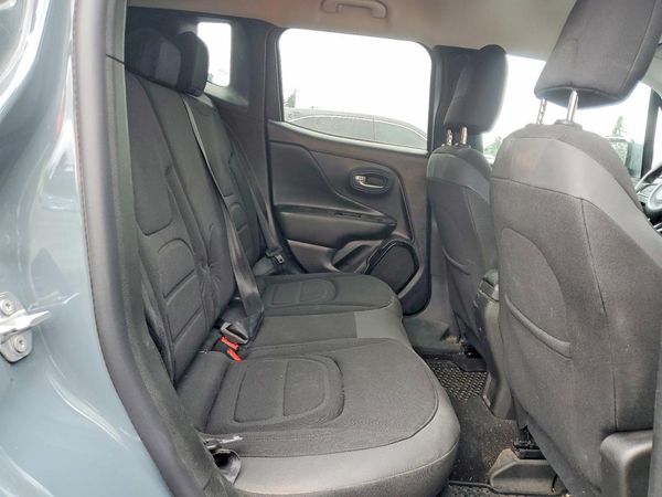 2017 JEEP RENEGADE LATITUDE 4X4