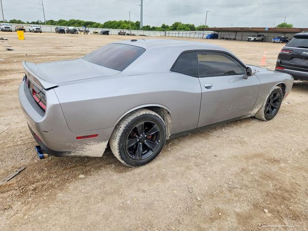 2018 DODGE CHALLENGER SXT