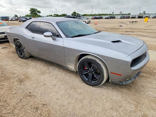 2018 DODGE CHALLENGER SXT