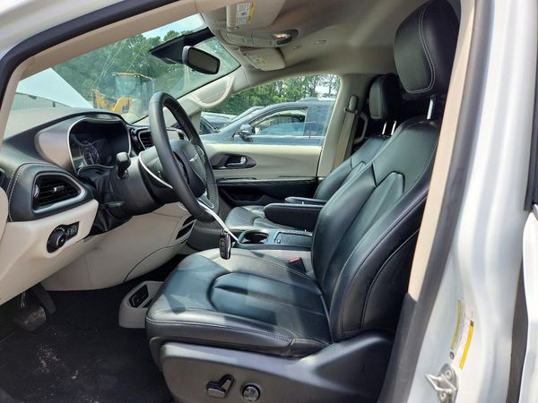 2023 CHRYSLER PACIFICA