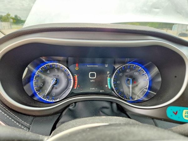 2023 CHRYSLER PACIFICA