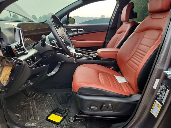 2025 KIA SPORTAGE