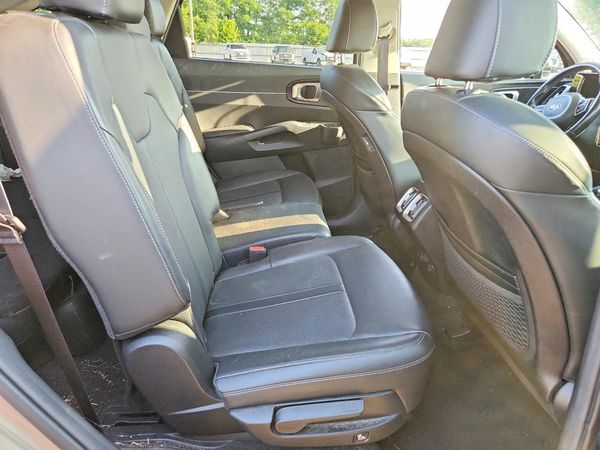 2021 KIA SORENTO