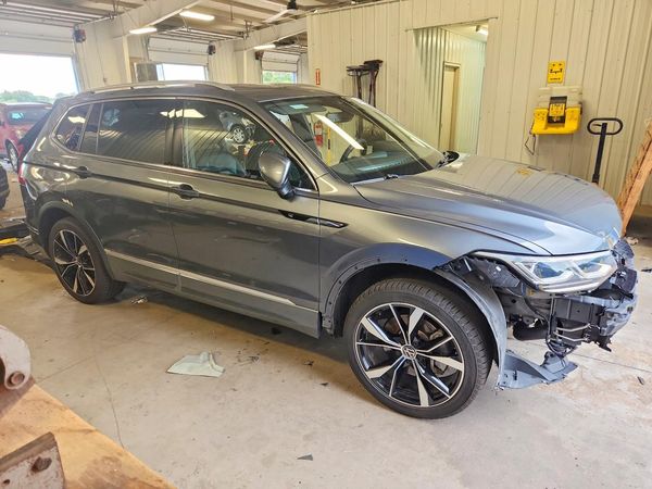 2022 VOLKSWAGEN TIGUAN
