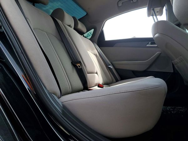 2017 HYUNDAI SONATA SE, Eco