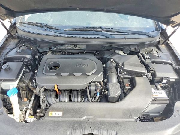2017 HYUNDAI SONATA SE, Eco