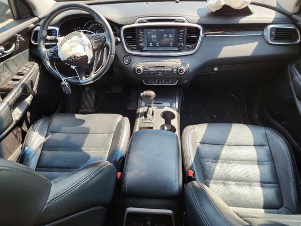 2017 KIA SORENTO