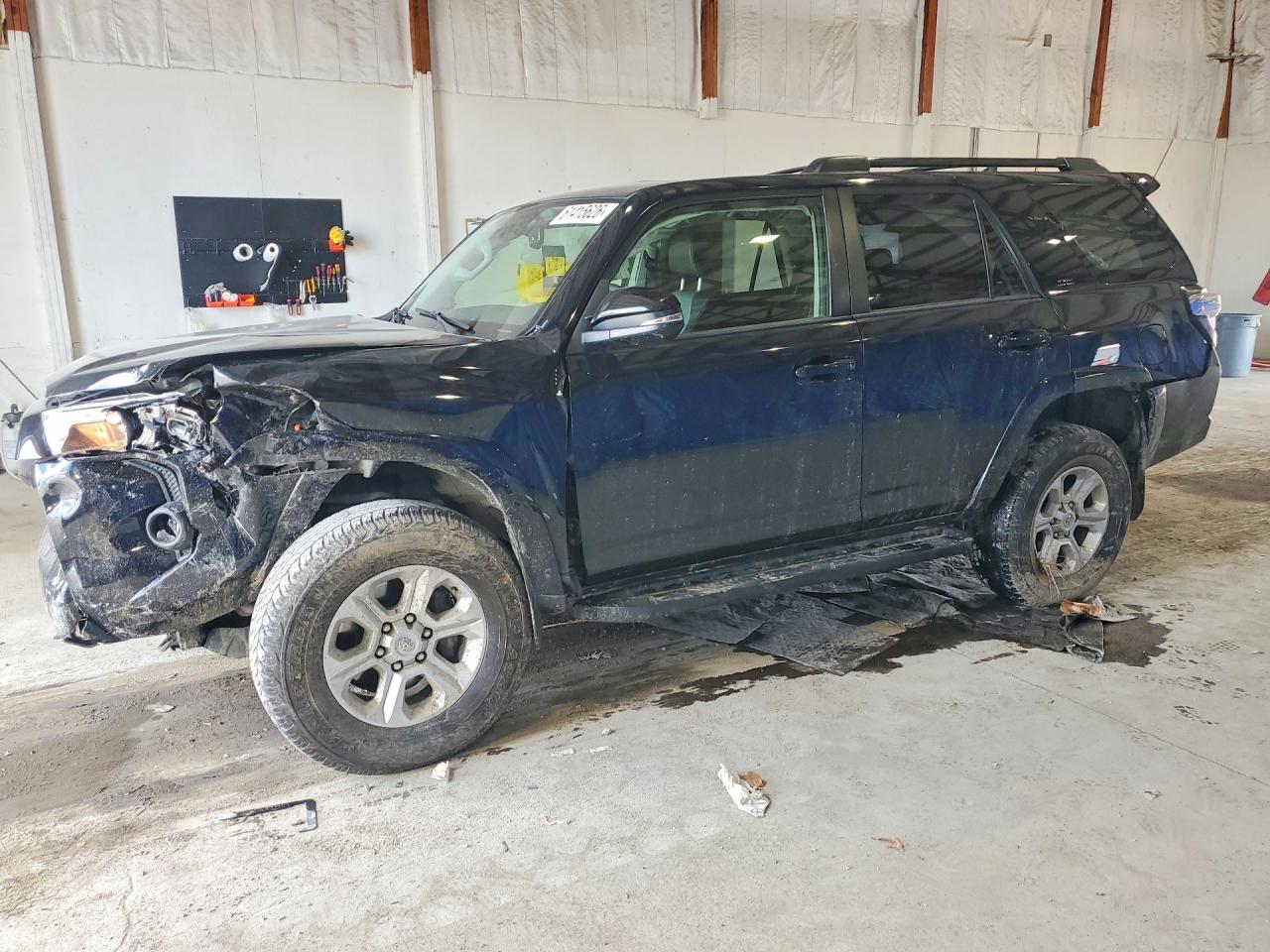 2022 TOYOTA 4RUNNER SR5 Prem