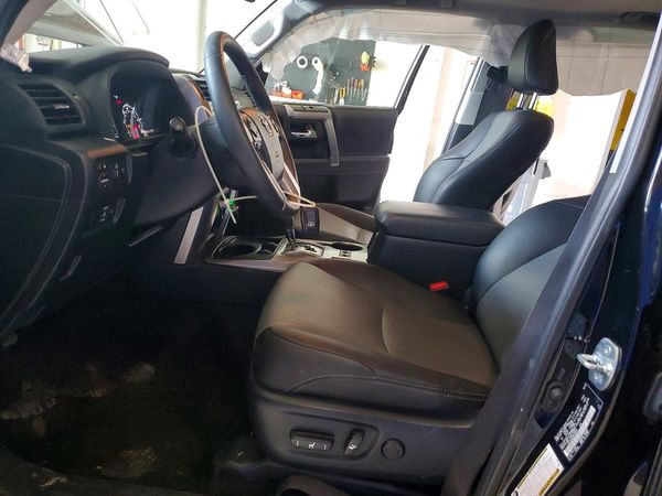 2022 TOYOTA 4RUNNER SR5 Prem