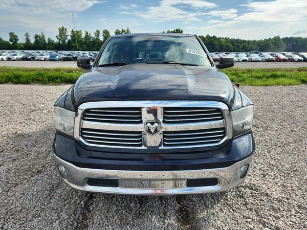 2013 RAM 1500 SLT