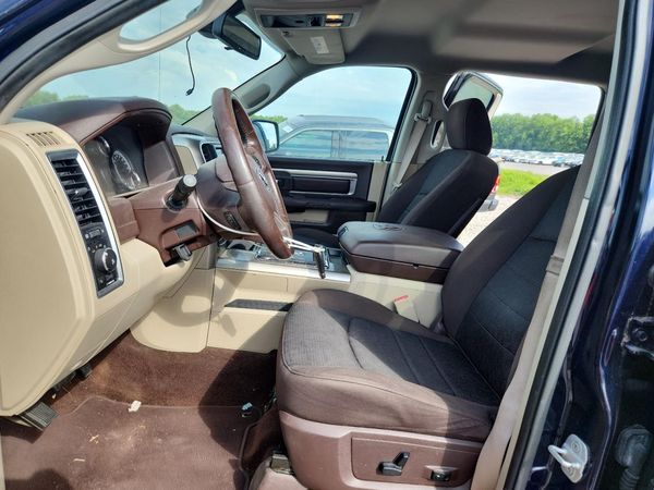 2013 RAM 1500 SLT