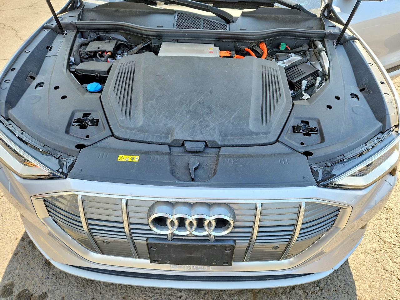 2019 AUDI E-TRON e-tron quattro Prestige