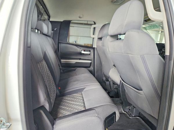 2021 TOYOTA TUNDRA SR5 grade