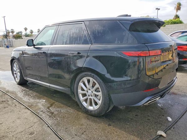 2025 LAND ROVER RANGE ROVER SPORT P360 SE