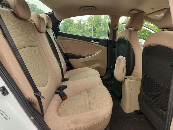 2017 HYUNDAI ACCENT SE Base