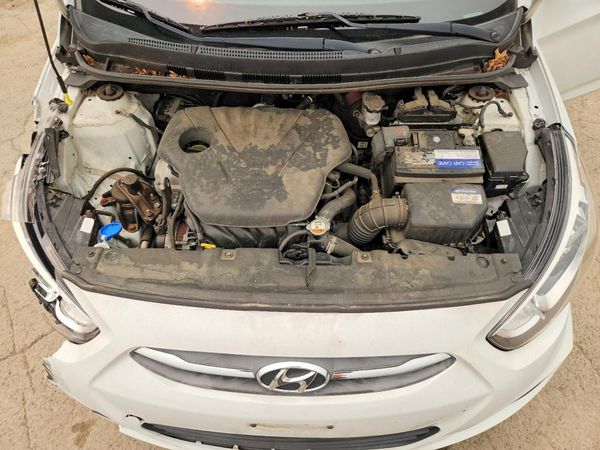 2017 HYUNDAI ACCENT SE Base