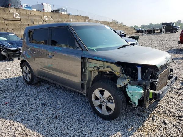 2018 KIA SOUL Base