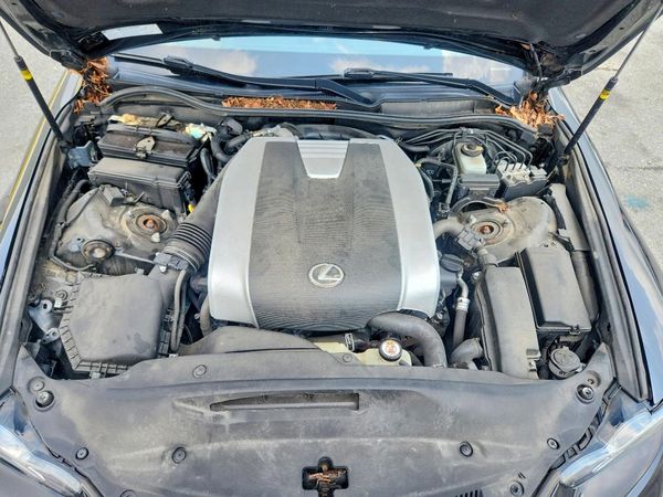 2018 LEXUS IS 300