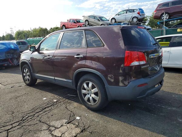 2013 KIA SORENTO Base / LX