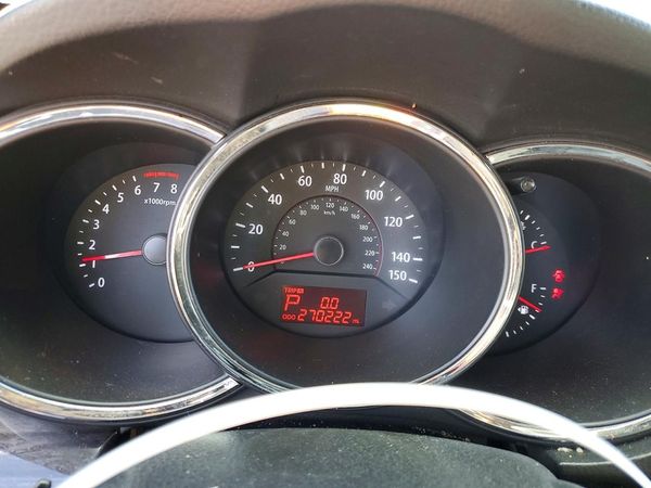2013 KIA SORENTO Base / LX