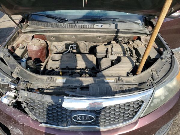 2013 KIA SORENTO Base / LX