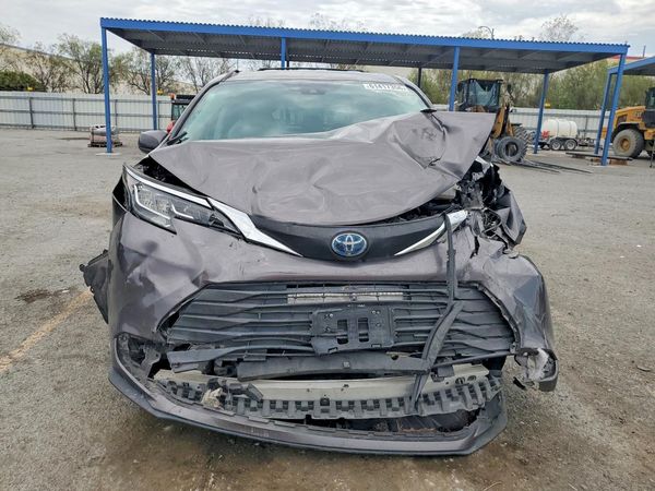 2021 TOYOTA SIENNA LE — DIRF
