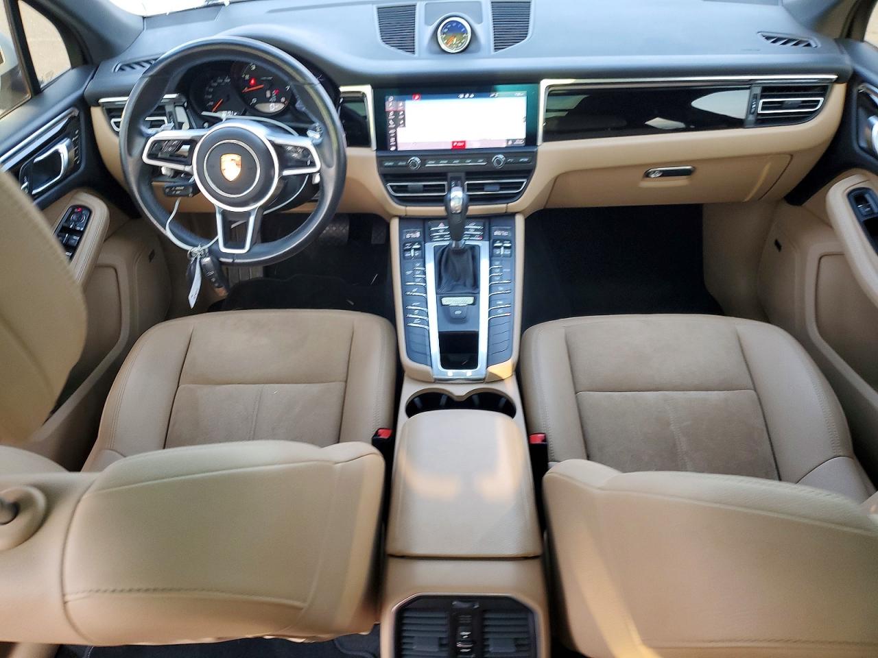2021 PORSCHE MACAN Base