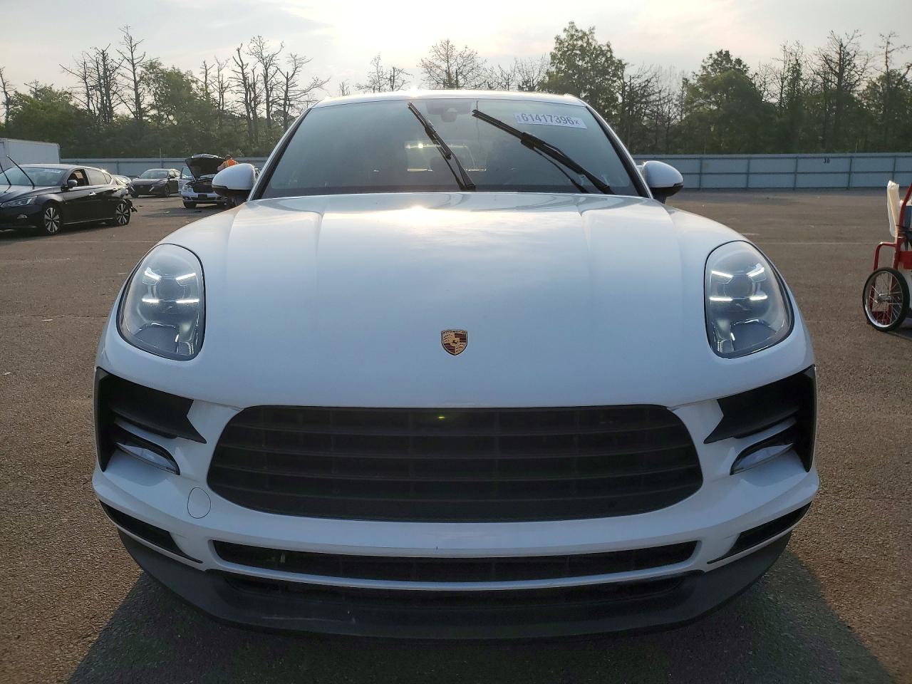 2021 PORSCHE MACAN Base