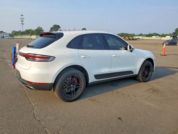 2021 PORSCHE MACAN Base