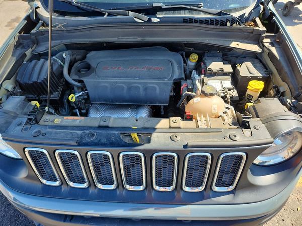 2016 JEEP RENEGADE LATITUDE 4X4