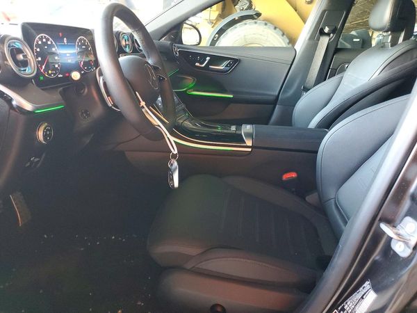 2025 MERCEDES-BENZ C C300