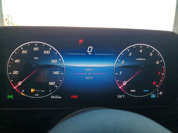 2025 MERCEDES-BENZ C C300