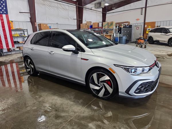 2022 VOLKSWAGEN GTI